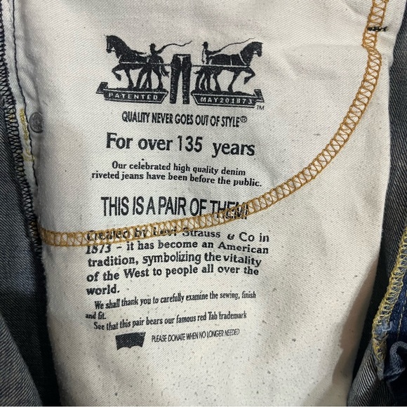 Levi's 522 Red Tab Distressed Straight Leg Med Wash Mid Rise Denim Jeans 36X30 - Picture 6 of 13